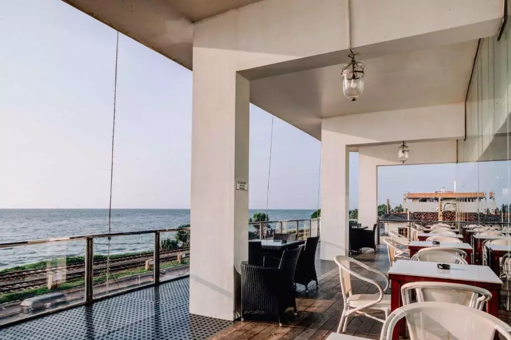 رستوران هتل میریژ کلمبو